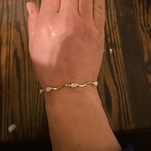 Yellow Gold Opal braclet